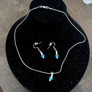 18 inch silver chain with earrings..teal stone..nwt
